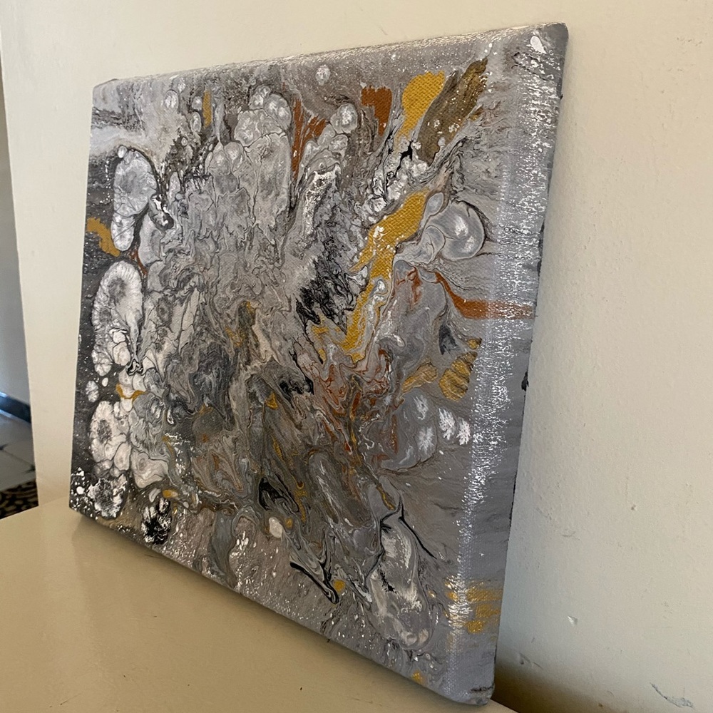 Flowing artwork painting - Picture 3 of 9